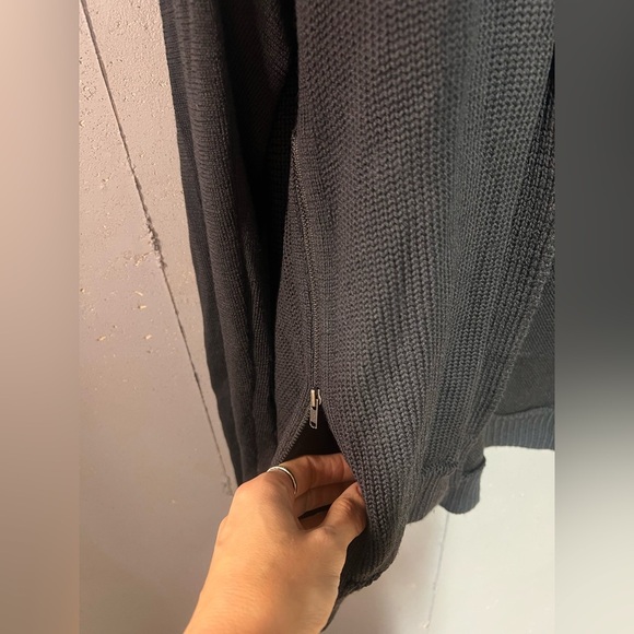 Lululemon Wrap It Up Sweater in Navy Blue. - Picture 6 of 9